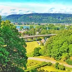 Schloss Arenfels فندق باد هونينغن