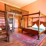 فندق Schloss Arenfels 3*