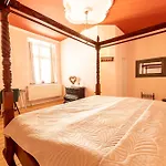 فندق Schloss Arenfels 3*