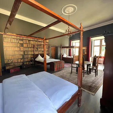 Schloss Arenfels Hotel *