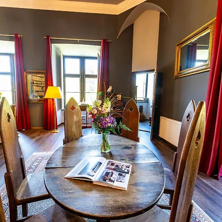 Schloss Arenfels 3* באד הונינגן