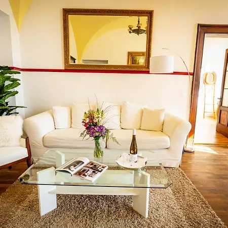 Schloss Arenfels Hotel *