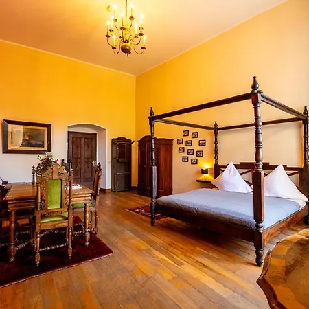 Schloss Arenfels Hotel *