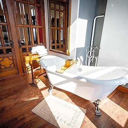 Schloss Arenfels Hotel 3*