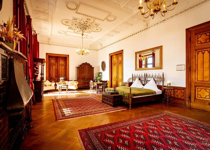 Hotel Schloss Arenfels 3*